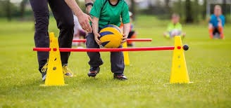 NBA｜连续63场得分20+ 亚历山大平柯比纪录