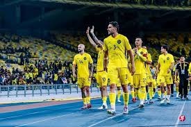 亚亚-图雷：瓜迪奥拉是毒蛇，我妻子说他不是男人还很坏