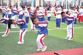 布克绝杀太阳擒雄鹿喜提4连胜谈3件事杜兰特两战80分赛程困难重重